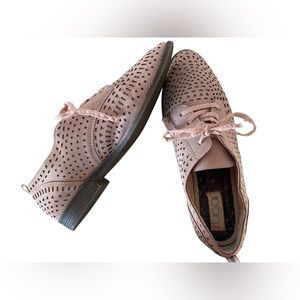 Pink Oxford shoes